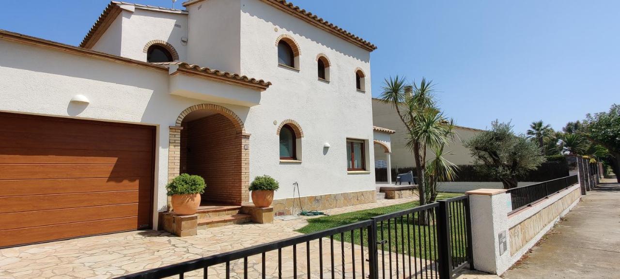 Villa Mas Sopes Sant Pere Pescador Exterior photo